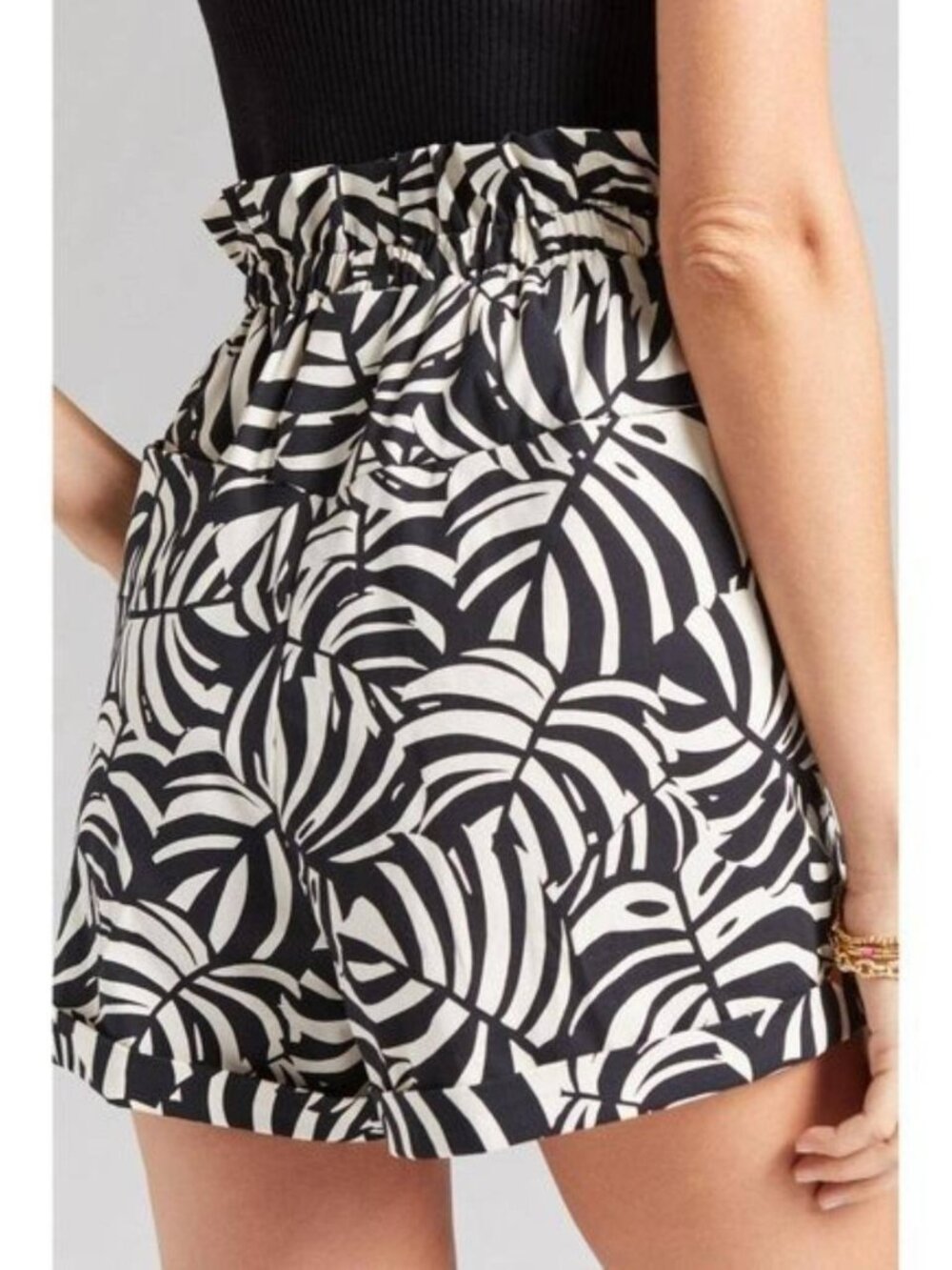 Farm Rio x Anthropologie Black and White Swing Shorts Size Small